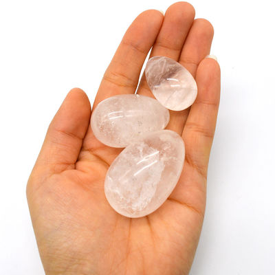 Crystal Clear Rock Quartz Yoni Eieren Gepolijst Techniek OEM Geaccepteerd Natuurlijke Edelsteen Chakra Healing Lapidary