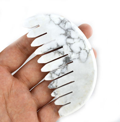 Verlicht moeiteloos de spanning van de hoofdhuid met Natura White Turquoise Jade Hair Comb Gua Sha Tools
