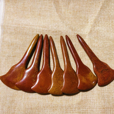Ervaar de helende voordelen van volle lichaamsmassage en acupunctstimulatie met Red Bian Stone Gua Sha Board