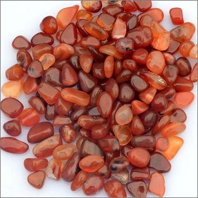 Gepolijste natuurlijke kristallen rode agate Carnelian tumble grindstenen voor Feng Shui