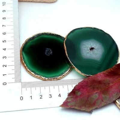 Ovale gepolijste natuurlijke kristal-agate plakjes Gold Rim Agate Coaster met MASCOT thema Ovale vorm Ovale ontwerp Oval