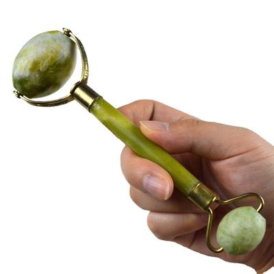 Gepersonaliseerd logo beschikbaard 100% natuurlijke Xiuyan Jade Gezicht Guasha Roller Groene Jade Gezicht Gua Sha Massager Stone Skin Care