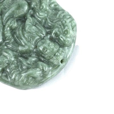 Jade smaragd onsterfelijke Bodhisattva draak hanger halsketting ornamenten Chinese traditionele figuur met regionale kenmerken