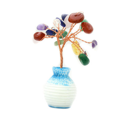 Kleurrijke edelstenen chips messing bedraad geluksboom met chakra helende stenen Verbeter uw huis decoraties en ornamenten
