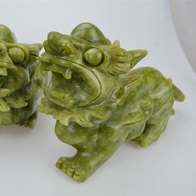 Groene ambachten Feng Shui Huisdecoraties Natuurlijke jade Gepolijste Pixiu ornamenten Paar van 2 met en Printmethode Andere