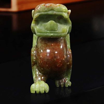 OEM ODM Jade Pixiu De Chinese Lucky Sacred Animal Mascot in Carving Type Engraving