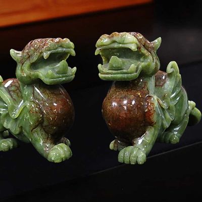 OEM ODM Jade Pixiu De Chinese Lucky Sacred Animal Mascot in Carving Type Engraving