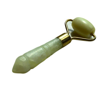 Zilveren Mini Jade Stone Gezichtsroller voor Ogen en Gezicht Anti-Aging Massage Natuurlijke Groene Jade Roller Gezichtsmassage 110 * 55mm