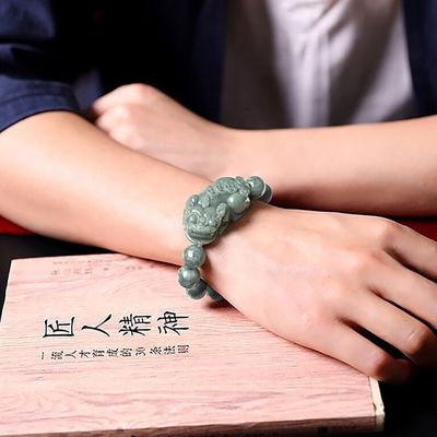 Gekerfde jadeit armband Olie Groen Pixiu Mannen En Vrouwen Charme Armbanden Accessoires Verjaardag Geschenk Ring 13mm Kralen Diameter