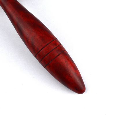 Rood of geel houten massageroller voor gezichtstherapie en rimpelbestrijding