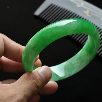 Op maat gemaakte kristallen stenen ijzige smaragd groene jade armband OEM ODM aanvaard