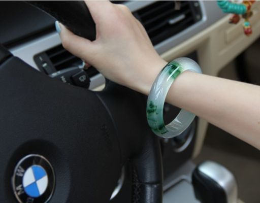 50-62mm Andere A Floating Flower Jade Armband van Natuurlijke Smaragd Jade Folk BANGLES 1 stuk