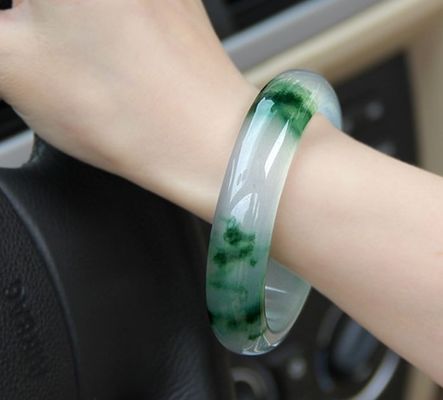 50-62mm Andere A Floating Flower Jade Armband van Natuurlijke Smaragd Jade Folk BANGLES 1 stuk