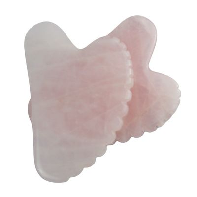 Gezichtsmassageapparaat Roze hart in de vorm van roze kwarts Gua Sha massagetool met tanden Kristallen huid schoonheid massager 2024