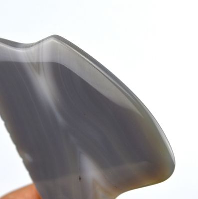 Massage Scraping Therapy Tool 83g Grijs gestreepte Agate Jade Gua Sha Stone voor gezicht en lichaam