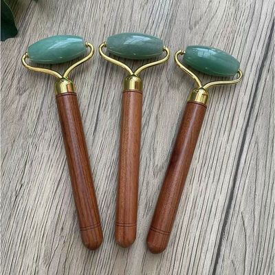 Groene Aventurine Jade Gezicht Roller Gezichtsverzorging Jade Massage Tool Met Houten Handvat Voor Customized Logo beschikbaar