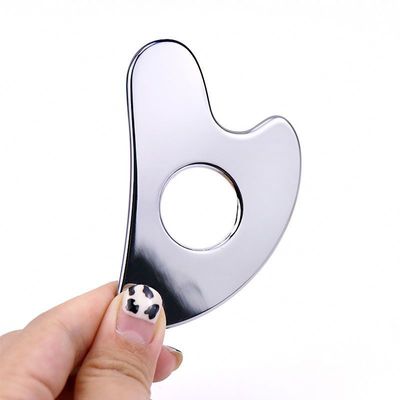 Roestvrij staal Hartvormig Holle Gua Sha Board Metalen gezichtsschone gereedschap voor het volledige lichaamsmassagegebied en OEM / ODM