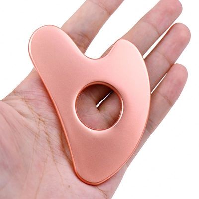 Roestvrij staal Hartvormig Holle Gua Sha Board Metalen gezichtsschone gereedschap voor het volledige lichaamsmassagegebied en OEM / ODM