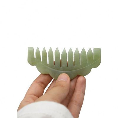 Natuurlijke Jade steen haarkam Scalp Gua Sha Massage Kam Massageur met Meridian Clearing Eigenschappen Foto Perfect