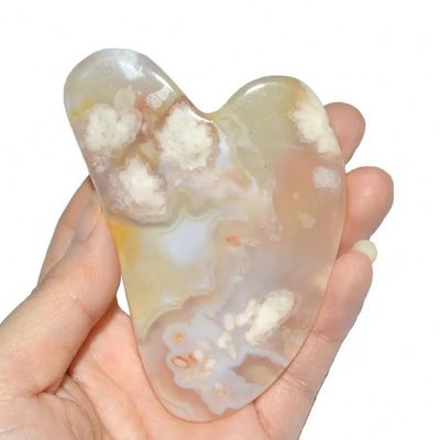 Cherry Blossom Agate Hartvorm Gua Sha Board Huidverzorgingsmassage Tool voor Infrarood Fysiotherapie