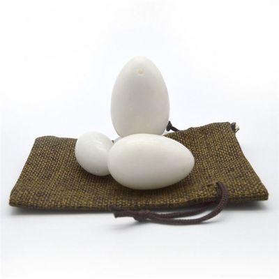 Lichaam 45*30mm Wit Jade Yoni Eggs Set Stretching Vaginal Muscles en Healing Stones voor Kegel-oefening