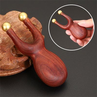 ISO9001 gecertificeerd Messing oogmassage gereedschap voor neusbrug Sandelhout Gezicht Gua Sha Massage Comb 95 * 38mm Grootte