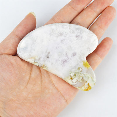 Gepersonaliseerd logo beschikbaar hartvormig Sakura Agate Jade Gua Sha Gezichtsmiddel voor massagetools Natuurlijke Guasha Gezichtsmiddelen