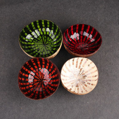 OEM/ODM Aanvaardbaar Natuurlijke Kokosmossen Schelp Bowl Design Ornament Lackeerde Kokosmossen van Regionaal Kenmerk