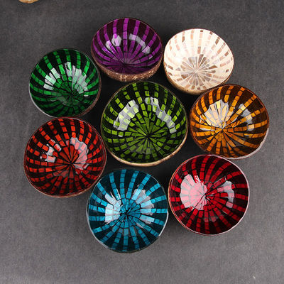 OEM/ODM Aanvaardbaar Natuurlijke Kokosmossen Schelp Bowl Design Ornament Lackeerde Kokosmossen van Regionaal Kenmerk