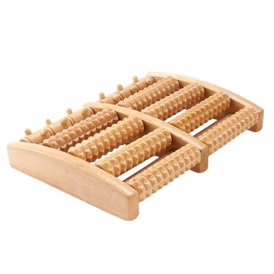 Houten voetmassagerroller voor persoonlijke stressverlichting en ontspanning in bruin hout