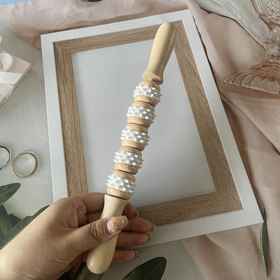 Vijf wielen houten Gua Sha massagestik voor meridianenbehandeling en lichaams ontspanning