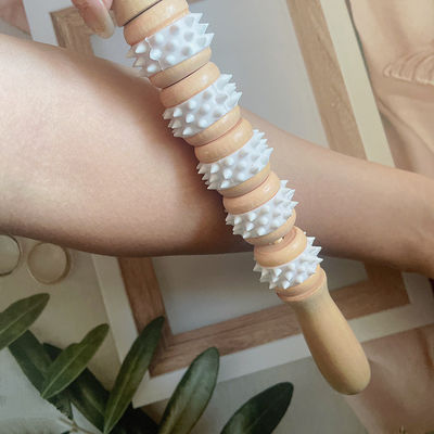 Vijf wielen houten Gua Sha massagestik voor meridianenbehandeling en lichaams ontspanning