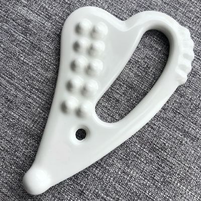 Zelf huidverzorging Spa Gezichtslifting Hartvorm Massage Keramische Gua Sha Tool Guasha Stone voor wit gezicht