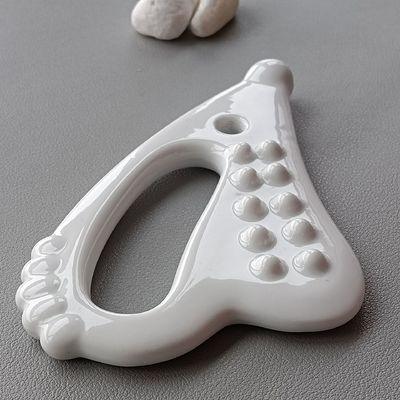 Zelf huidverzorging Spa Gezichtslifting Hartvorm Massage Keramische Gua Sha Tool Guasha Stone voor wit gezicht