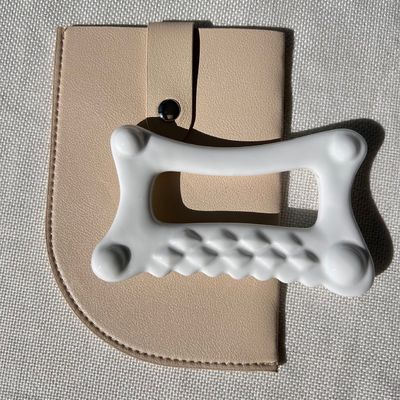 Witte lichaamsmassageapparatuur voor keramische Gua Sha Tool Guasha Stone Self Skin Care Spa Gezichtslifting
