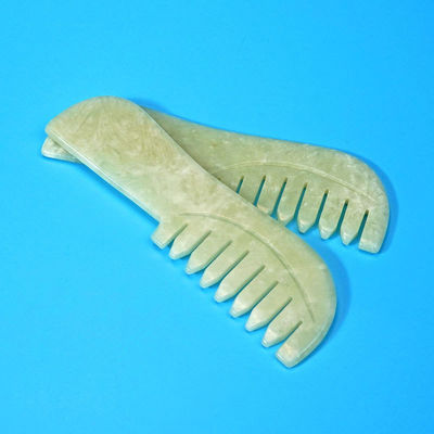 Voorraad Groen Schrapen Jade Gua Sha Steen Gezichtsmassage Guasha Kam Gereedschappen Xiuyu Kam met aangepast logo beschikbaar