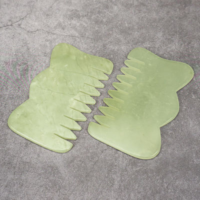 Gepersonaliseerd logo beschikbaar in M-vorm Jade Gua Sha Stone Hoofdmassage voor haargezondheidszorg en hoofdhuidmassage in schoonheidssalon
