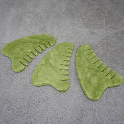 Eigenschappen Hoofdmassageapparatuur Natuurlijke groene Jade Gua Sha Scalp Massager Lymfatische massagekamer voor haargezondheidszorg