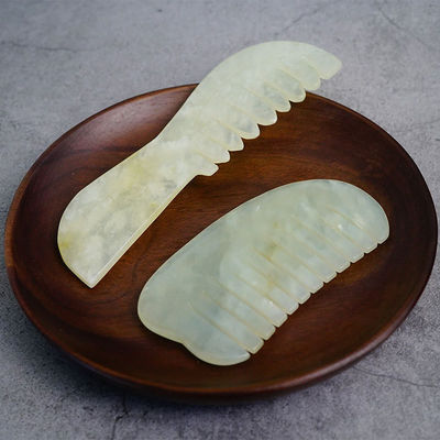 Multiple Shape Natural Xiuyan Jade Gua Sha Scalp Massage Comb voor hoofdmassageapparatuur
