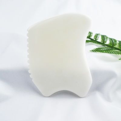 Lichaamsmassage nieuwste stijl Pure Natural White Jade Gezicht Anti-aging Gua Sha Board Edelsteen Huidverzorging Massage Jade Stone Guasha Tool