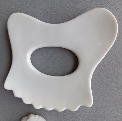 Gepersonaliseerd logo beschikbaard Mini Keramisch Gua Sha Massage Tool Lichaammassage voor nek Gezicht en huidverzorging Spa Gezichtslifting