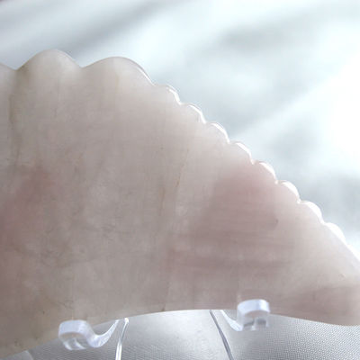 2024 Wing Shape Rose Quartz Gua Sha Scraping Board Roze Crystal Guasha Gezichtsmassageapparaat Body Massage Spa Tool voor Massage Tools