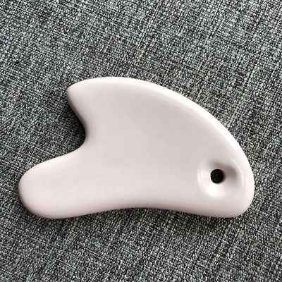 Witte hartvorm keramische Gua Sha massagebord Gua Sha gezichtsmiddelen voor alle huidtypes Schoon anti-veroudering