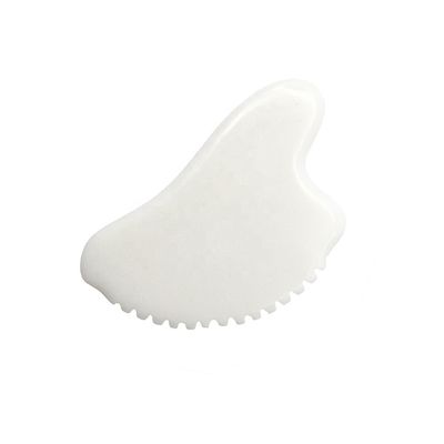 OEM Private Label White Jade Gua Sha Handmade Healing Stone Gua Sha Scraping Facial Massage Tools voor het verminderen van zwelling