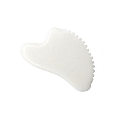 OEM Private Label White Jade Gua Sha Handmade Healing Stone Gua Sha Scraping Facial Massage Tools voor het verminderen van zwelling