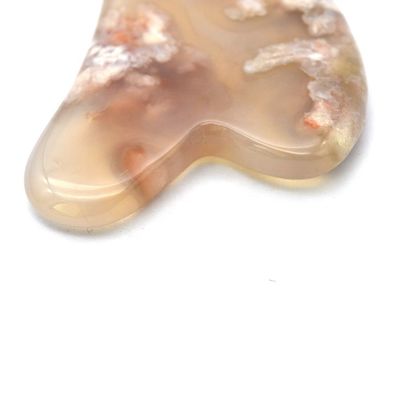 Lichaamsmassageur Natuurlijke hartvorm Kersenbloesem Agate Gua Sha Board Care Guasha Massage Tool met Custom Logo