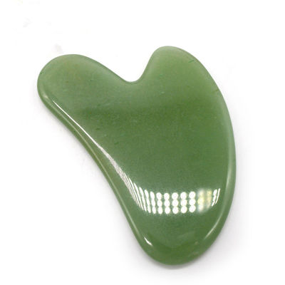 Body Massager Accessoire Hartvorm Gua Sha Board gemaakt van natuurlijke Aventurine Jade in groen
