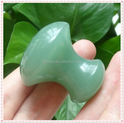 Champignonvormige Gua Sha Massage Stone Handgemaakte groene Aventurine Tool voor gezichtsverjonging