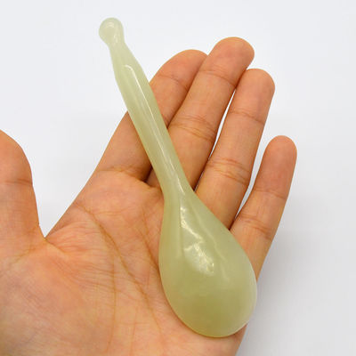 Lichaamsverzorging Xiuyan Jade Gua Sha Massage Tool Groene lepelvormige Guasha Scarping Tool voor gezondheid en welzijn