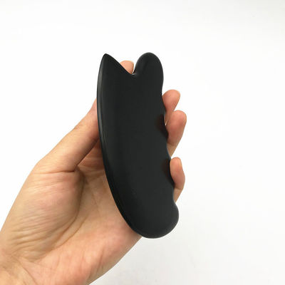 OEM ODM Natural Black Therapy Bian Stone Guasha Tools Scraping Massage Gua Sha Voor lichaam 11,5*6*0,8cm